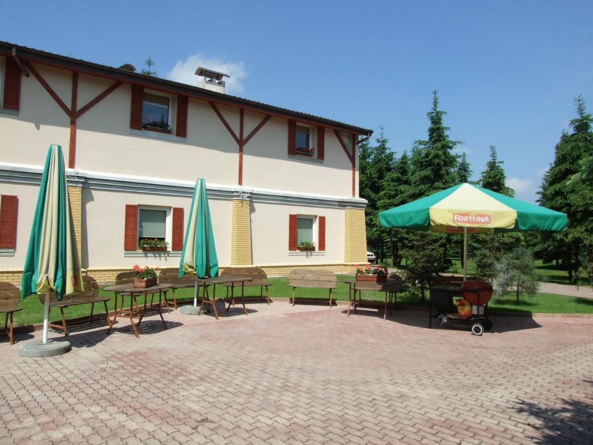 Motel Silver Konstantynów Łódzki Exterior foto