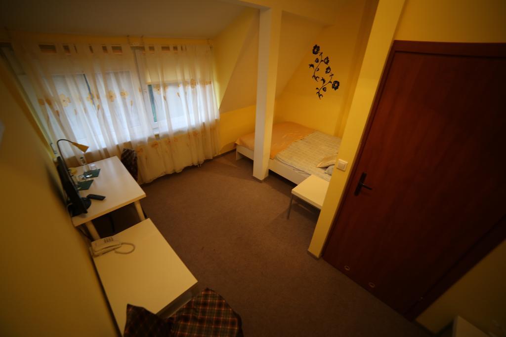 Motel Silver Konstantynów Łódzki Zimmer foto